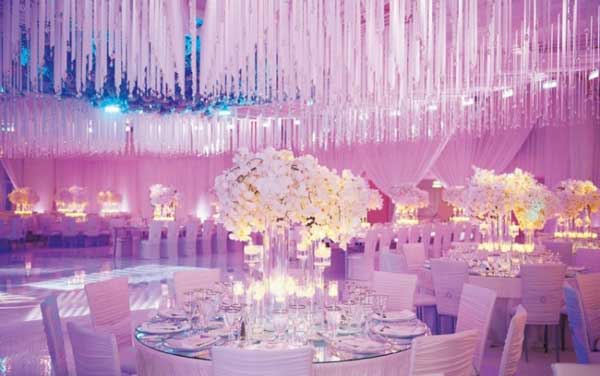 beautiful lighting for modern wedding