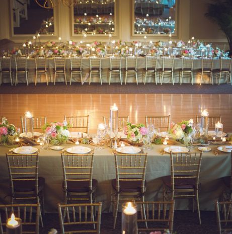 classic simple wedding table decor