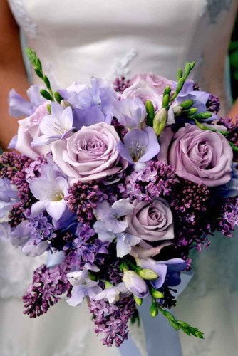 purple wedding bouquet design