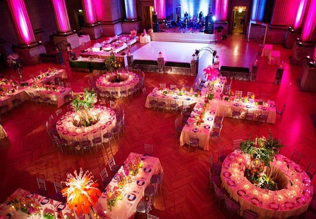 chic pink wedding themes