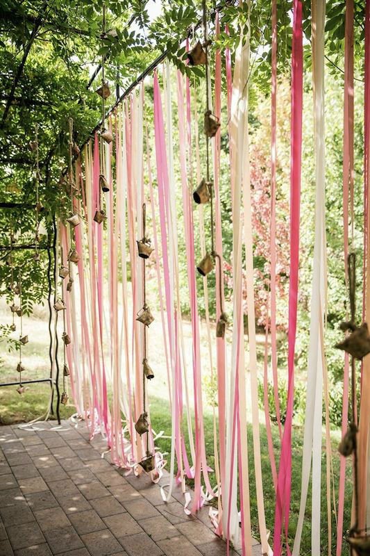 awesome gate with ribbon decor