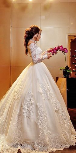 long sleeve wedding dress