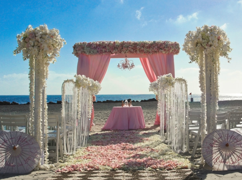 romantic wedding arch design