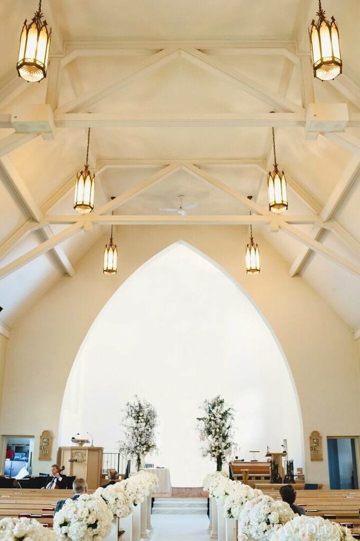 snowy wedding place