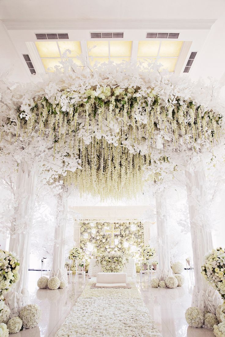 stunning-white-wedding-ceremony-ideas