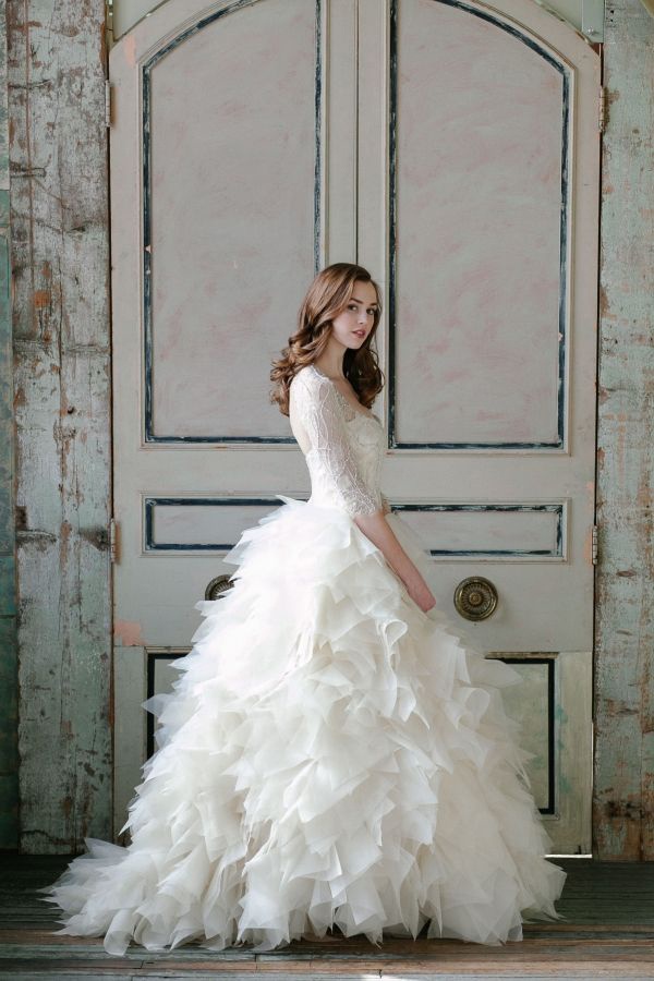 beautiful white ball wedding dress