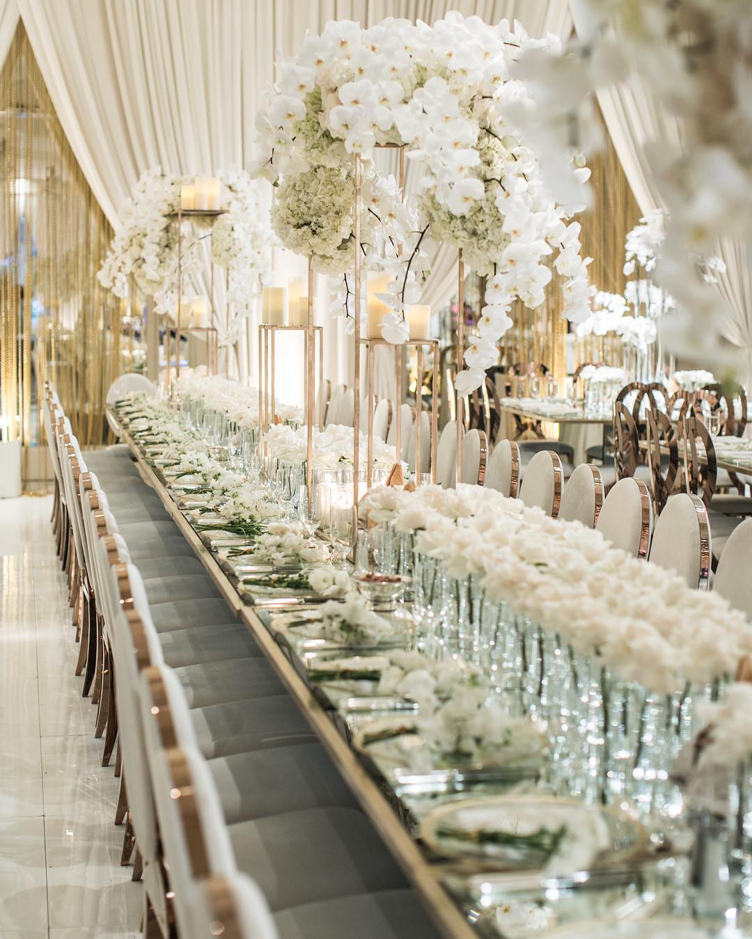 White Luxury Wedding Decor With Wonderful And Beautiful Decoration Ideas 8220