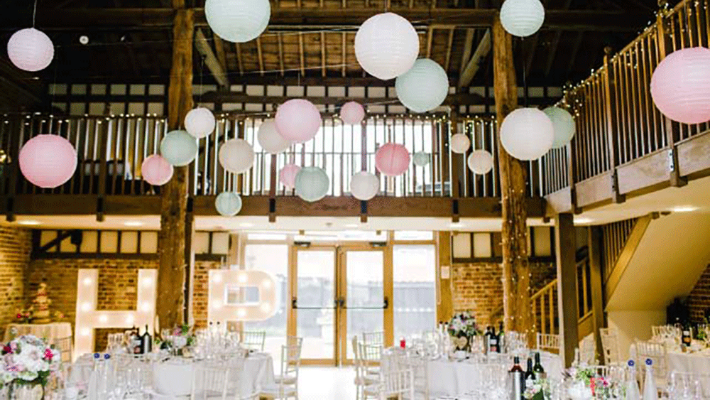 Vintage-wedding-lanterns