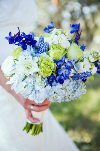 blue wedding bouquet