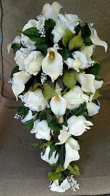 charming white calla lily bouquet