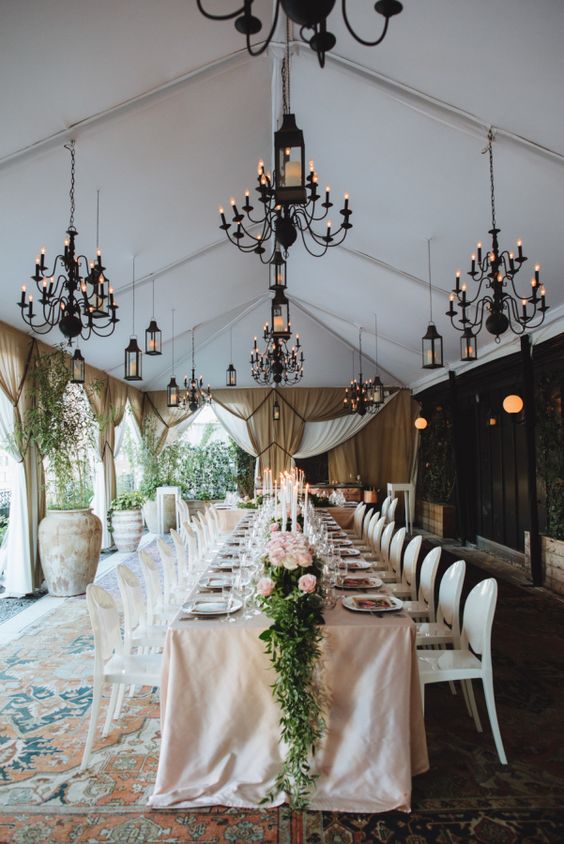 classic table wedding guest