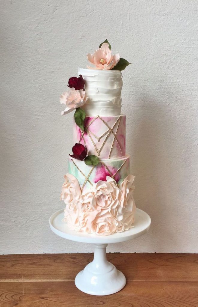 The Most Amazing Wedding Cakes With Unique Simply And Beautiful Model Design 7001