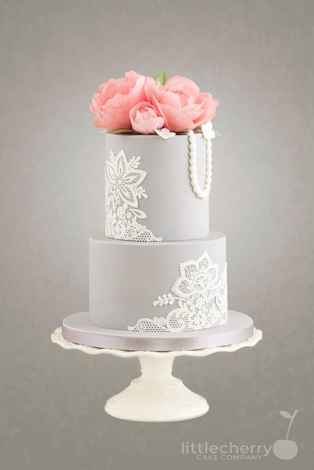 cute small wedding cake