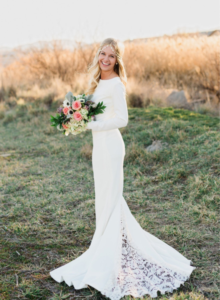 simple mermaid winter wedding dress