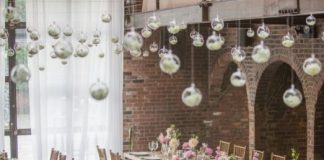 Simple Vintage Wedding Decor Ideas Combined with Classic Ideas Looks Graceful simple wedding decor ideas