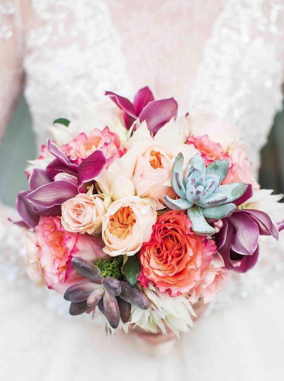 chic wedding bouquet