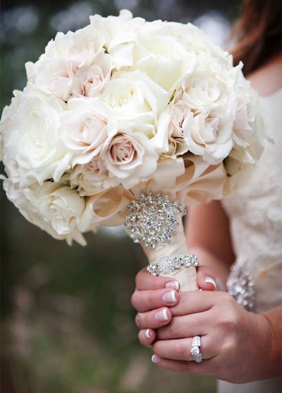 Unique White and Blush Wedding Bouquet Inspiration By Using Roses