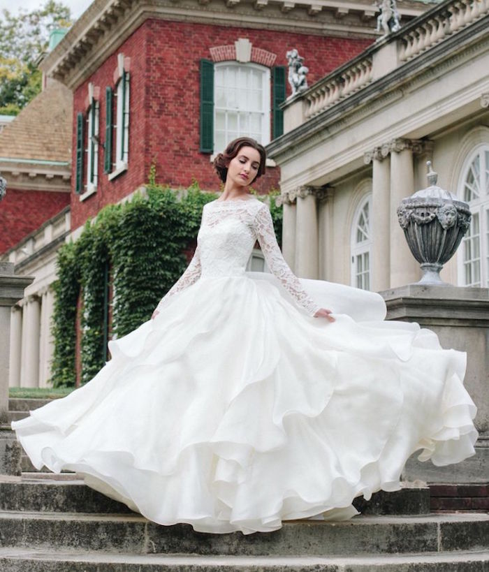 white long sleeve wedding dress