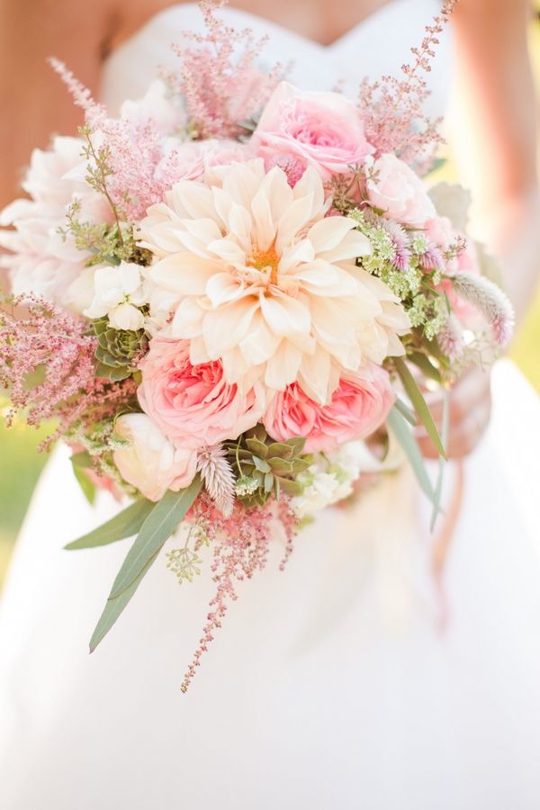 beautiful pink and peach wedding bouquet