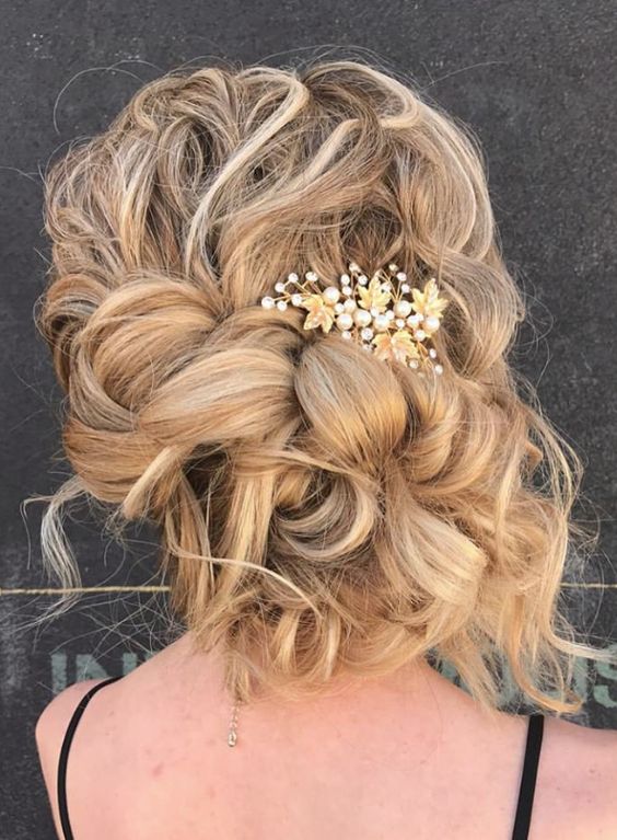 charming hairstyle for brides