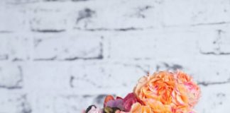 Variety of Unique Topping for Small Wedding Cakes small wedding cakes