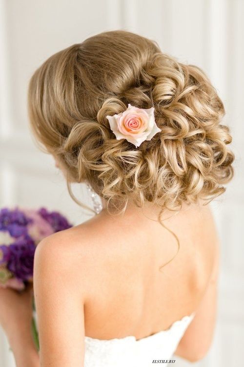 gorgeous wedding hairstyle for brides