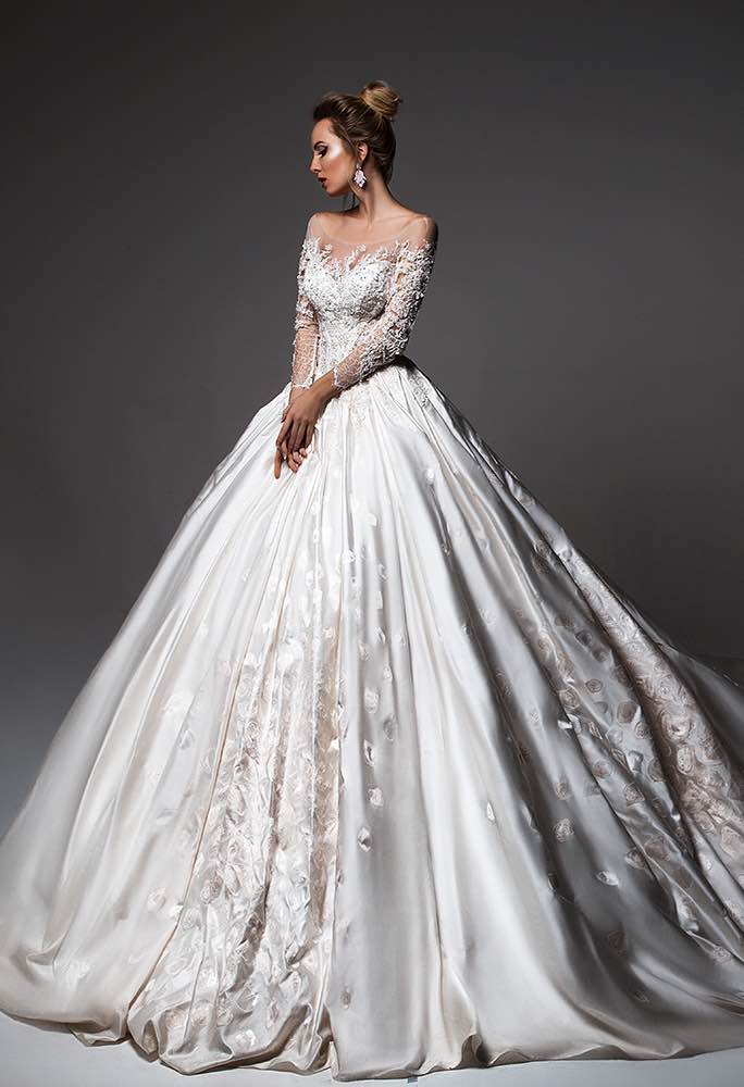 elegant princess wedding gown design