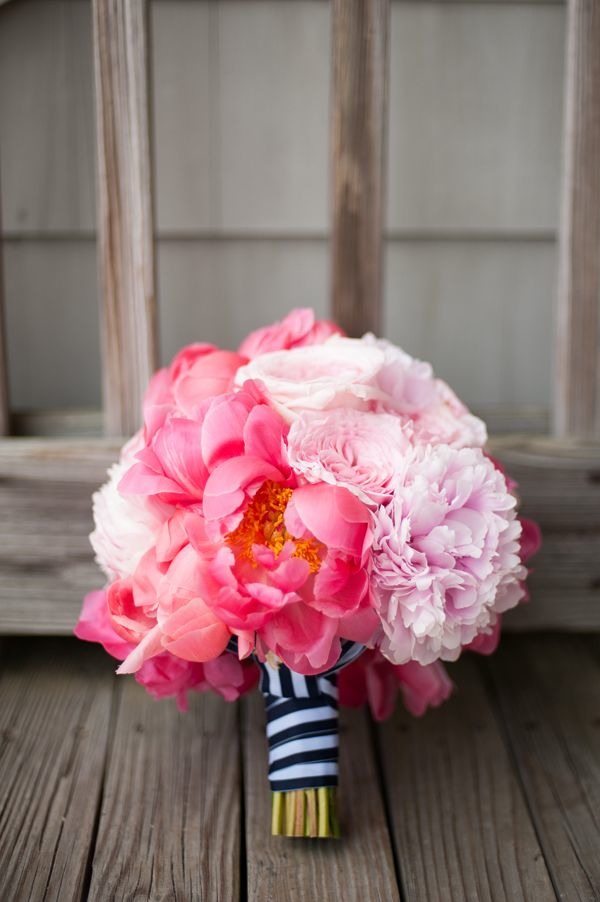 small pink wedding bouquet