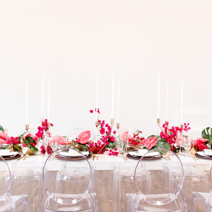 trending table garland for wedding