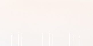 10 Trending Table Garlands Which Suitable for Your Reception trending table garland for wedding