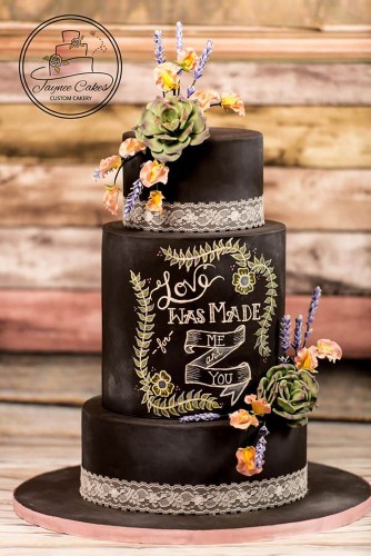 black wedding cake design