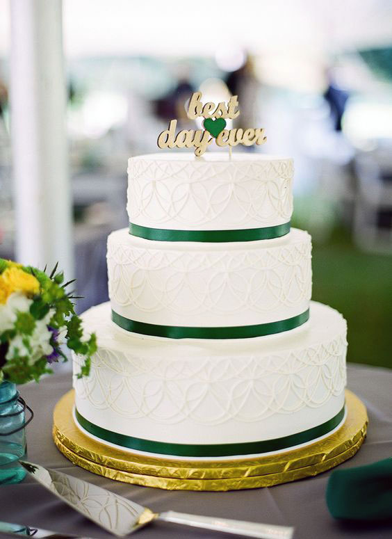 Emerald Gold Wedding Cake