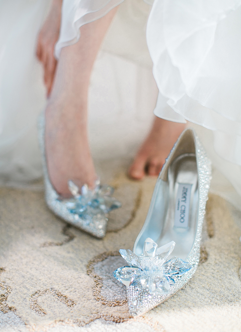 gorgeous cinderella wedding shoes