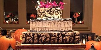 Halloween Wedding Ideas | A Unique and Creepy Wedding Concept halloween wedding ideas