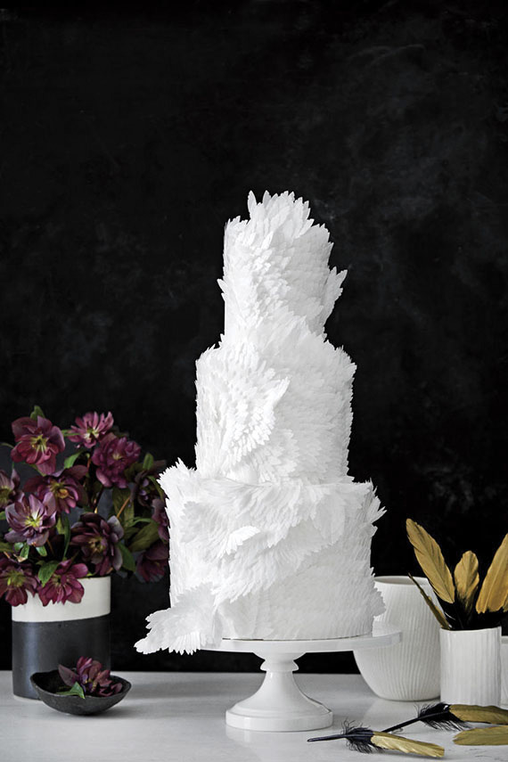 swan feather wedding cake design 