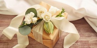 Wedding Gifts Ideas to Share Joyful Moments with Sweet Couple wedding gifts ideas