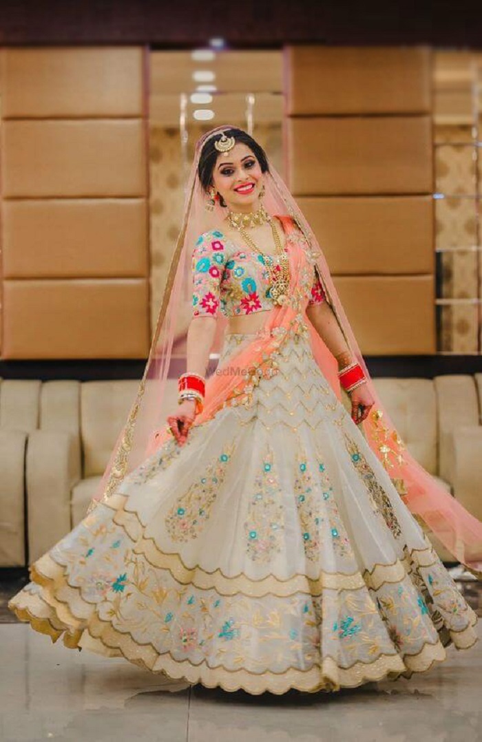 Unique Lehenga Color Combination For Brides Roowedding 