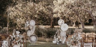 Beautiful Bohemian Wedding Decoration Ideas for Outdoor Receptions
