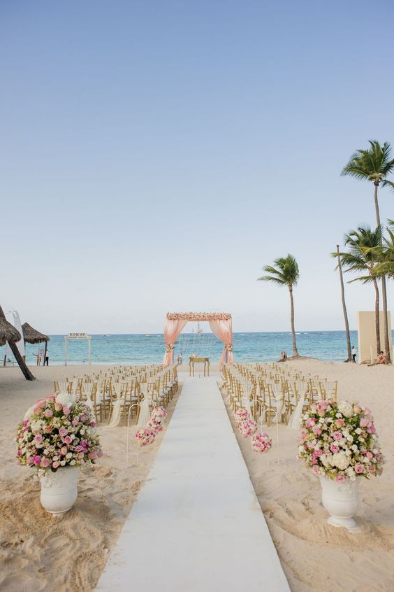 Beach wedding venue for the outdoor ceremony