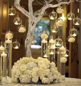 Glass globe for elegant and beutiful hanging decoration in wedding venue