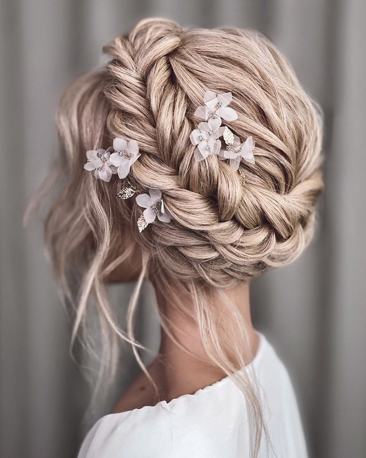 Milkmaid Braid Updos for pretty bridal hairstyle