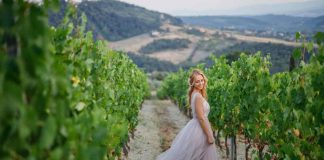 20 Chic and Elegant Wedding Dress Ideas| Appropriate Gown for Winery & Vineyard Wedding Theme. 20 Chic and Elegant Wedding Dress Ideas| Appropriate Gown for Winery & Vineyard Wedding Theme.