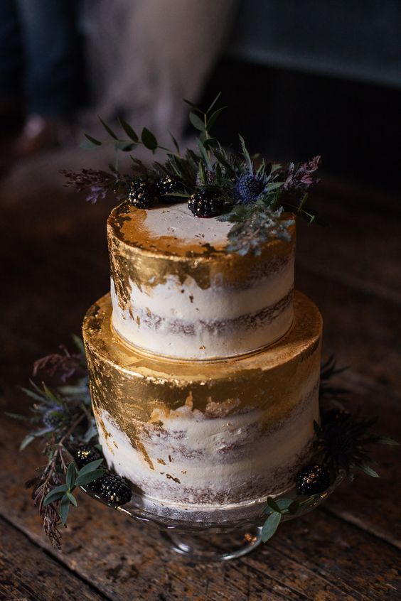 golden wedding cake design