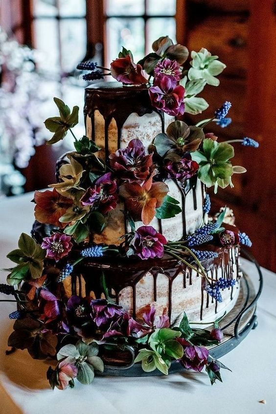 lush flowers wedding cake design